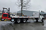Moffett M8 55.3-10 NX Forklift avec Camion Peterbilt VENDU