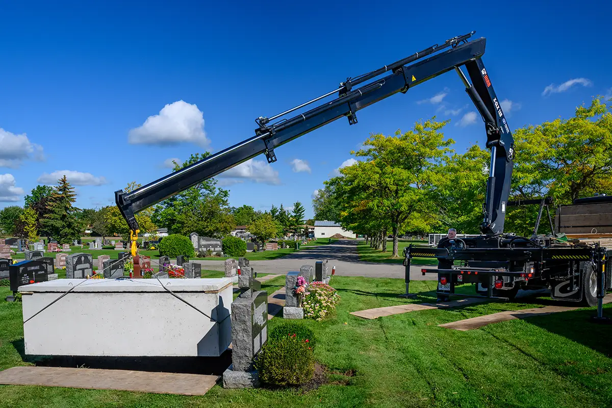 HIAB GRUE SUR CAMION X-CLX 128