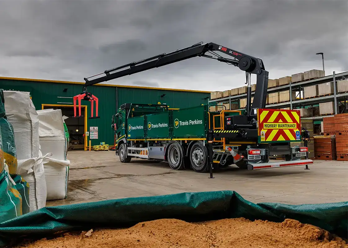 HIAB GRUE SUR CAMION iX.158 HiDUO
