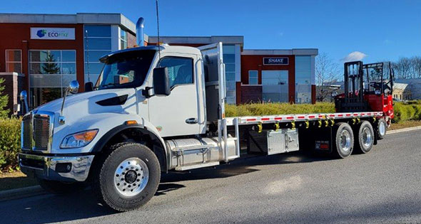Moffett M8 55.3-10 NX Forklift avec Camion Kenworth à vendre
