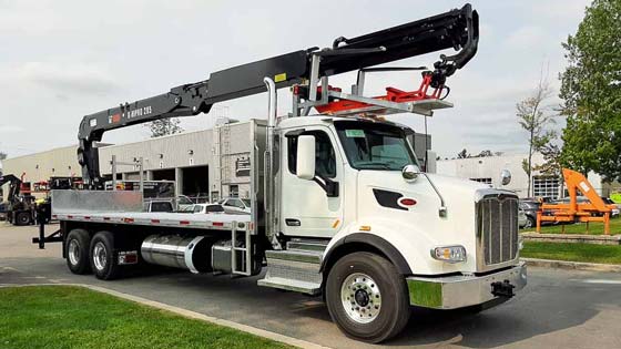 HIAB L-285K-3 Hi Pro (CTC) avec Camion Peterbilt à vendre