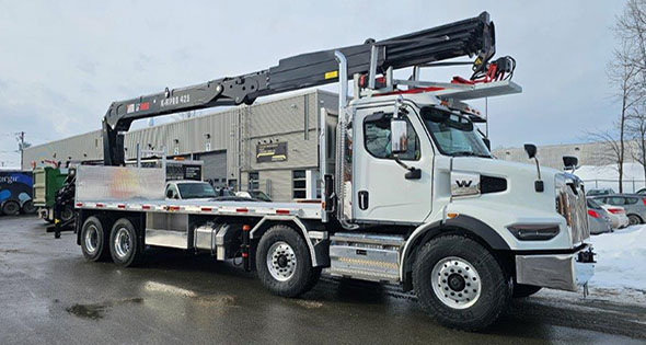 HIAB L-425K-4 HiPro avec Camion Western Star à vendre