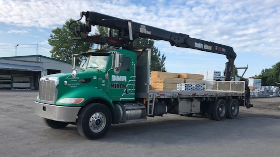 HIAB XS 255 K-3 Hi Pro avec Camion Peterbilt à vendre